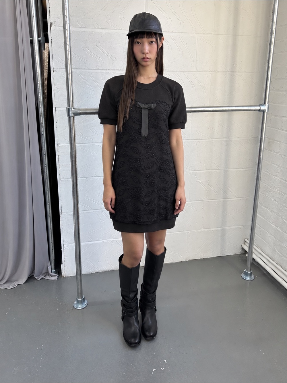 D&G Dolce & Gabbana black lace-and-bow sweatshirt mini dress